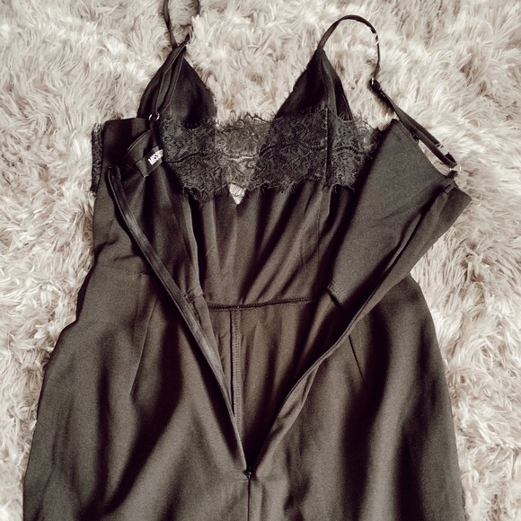 ❌SOLD Missguided Jumpsuit w/ Lace Panels in Black - Picture 6 of 7